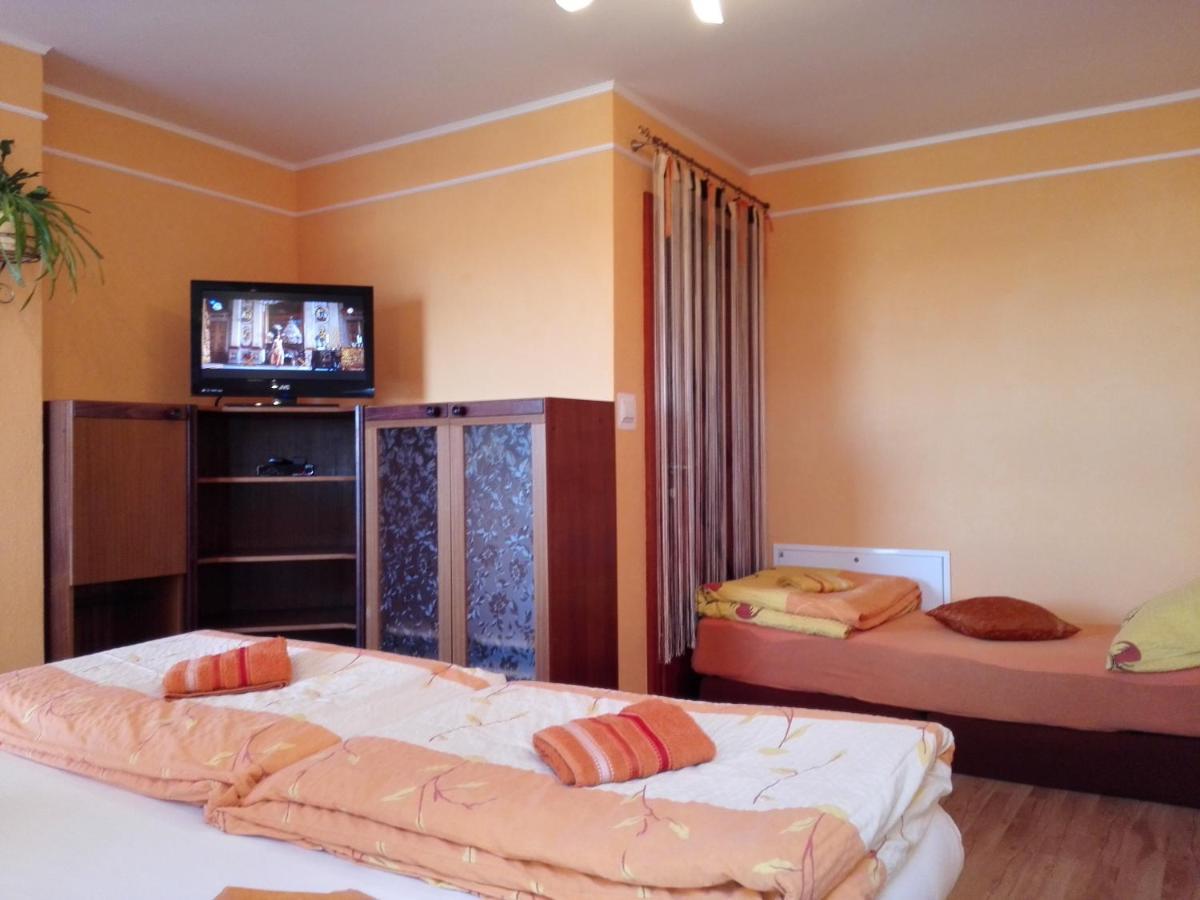 Apartman Slnecnica Poprad Exteriör bild