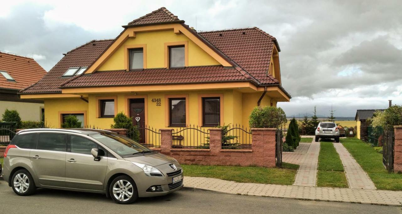 Apartman Slnecnica Poprad Exteriör bild